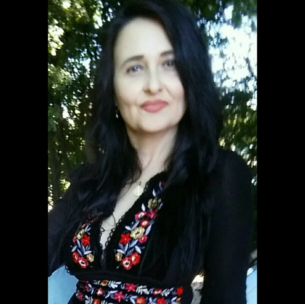 Meet your Posher, Valerie